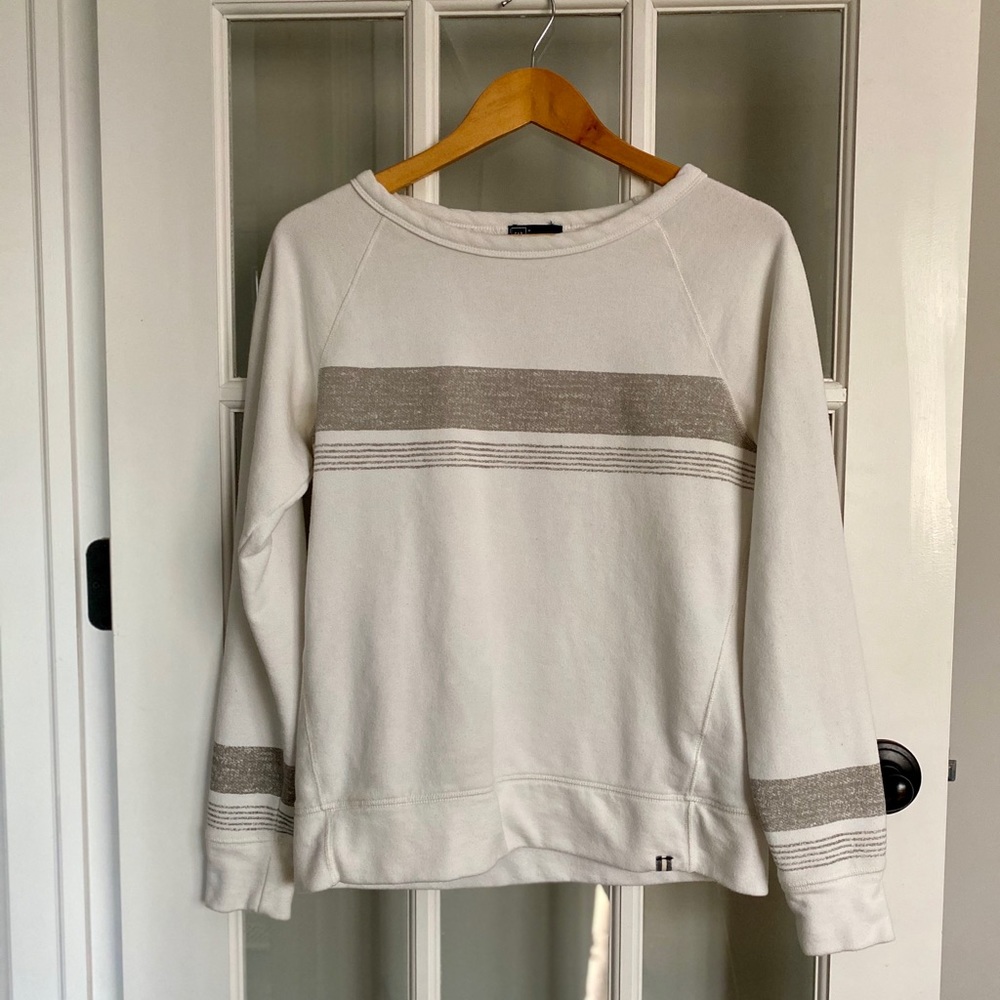 Gap crewneck sweatshirt